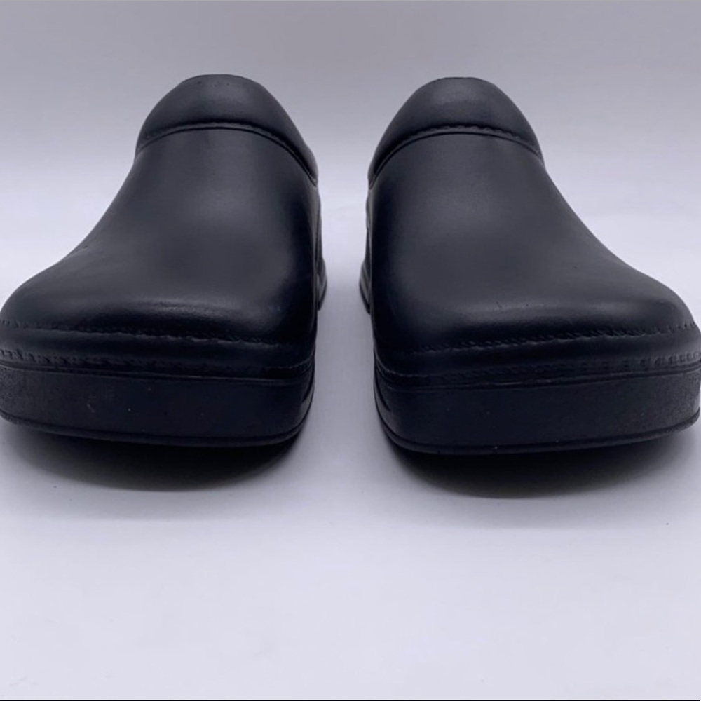 Klogs footwear
